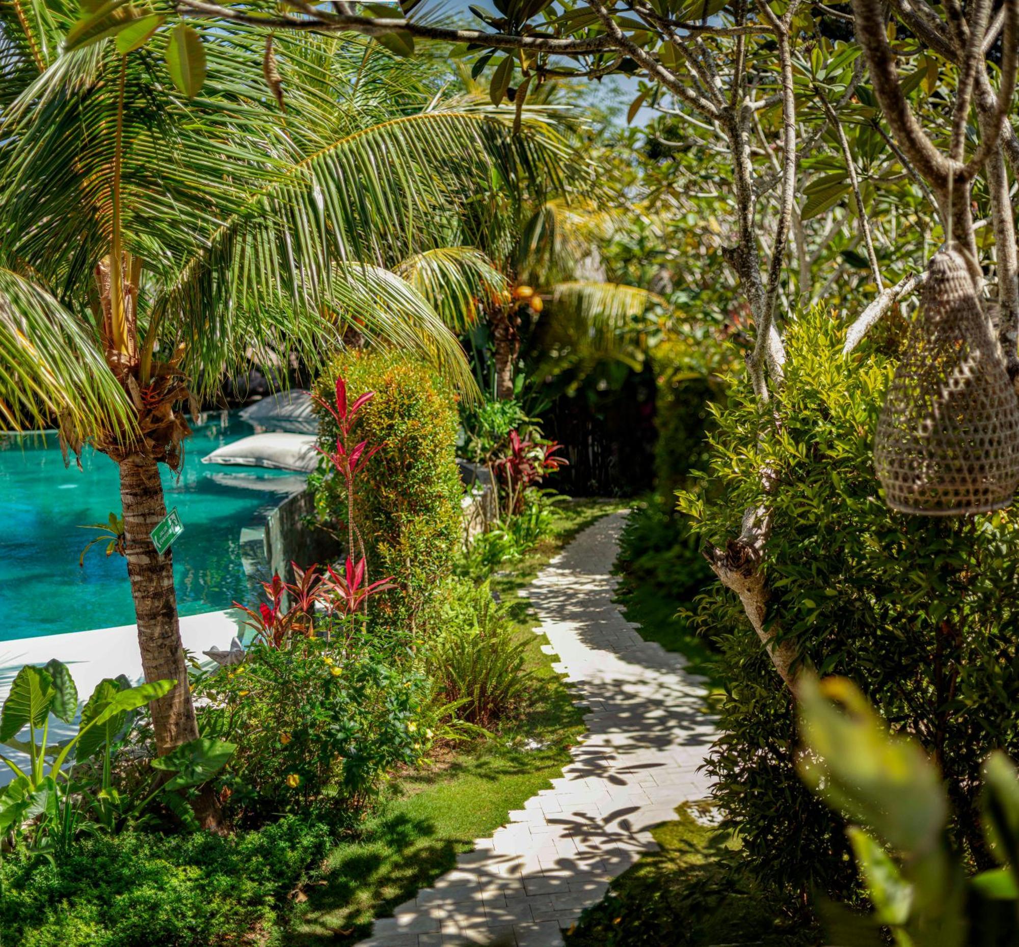 Gypsea Bali Hotel Uluwatu Exterior foto
