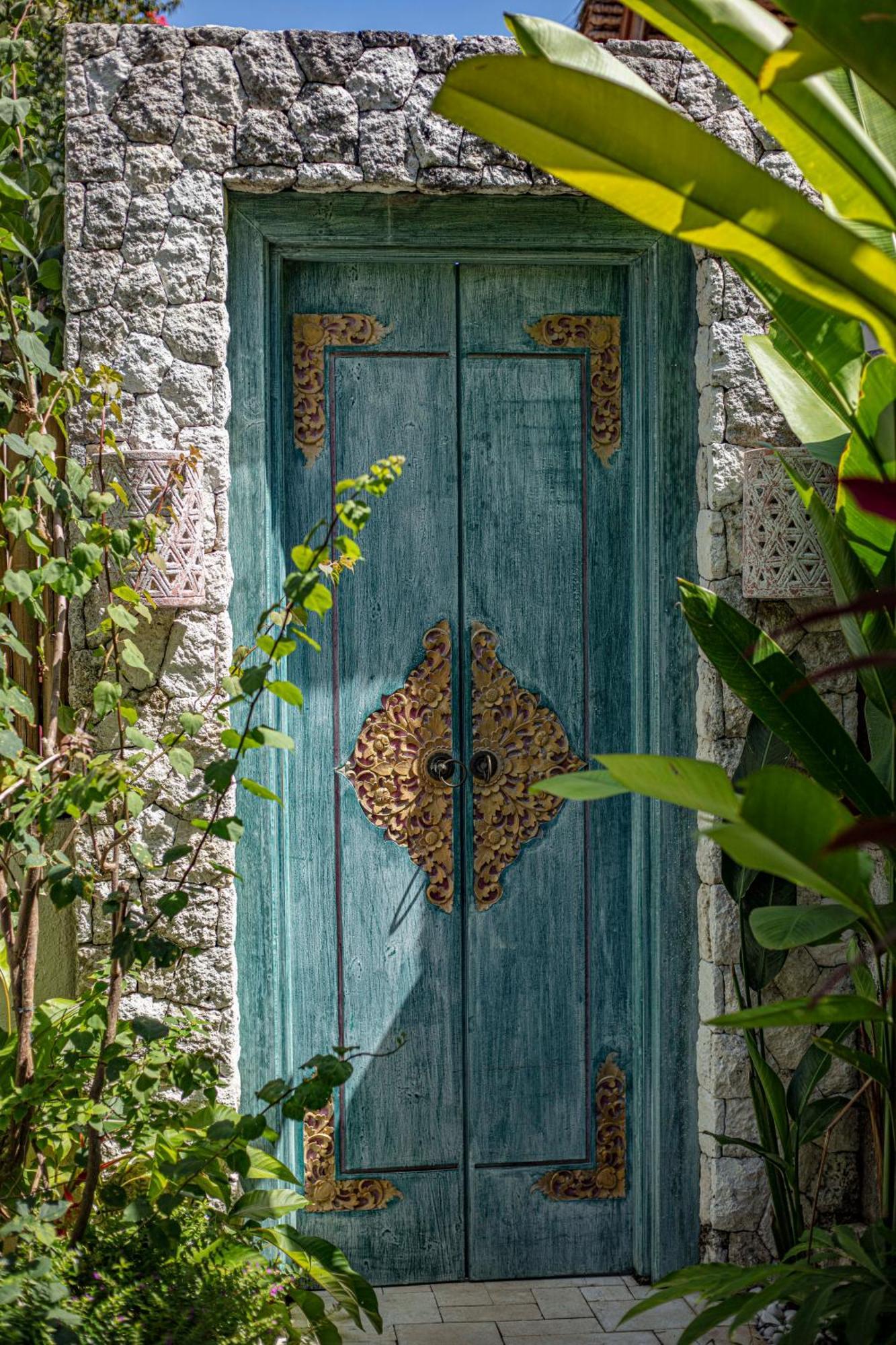 Gypsea Bali Hotel Uluwatu Exterior foto